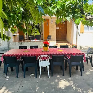  Hébergement de vacances Le Havre Provencal De Luynes - Grande Avec Piscine Jardin Et Loisirs Pres